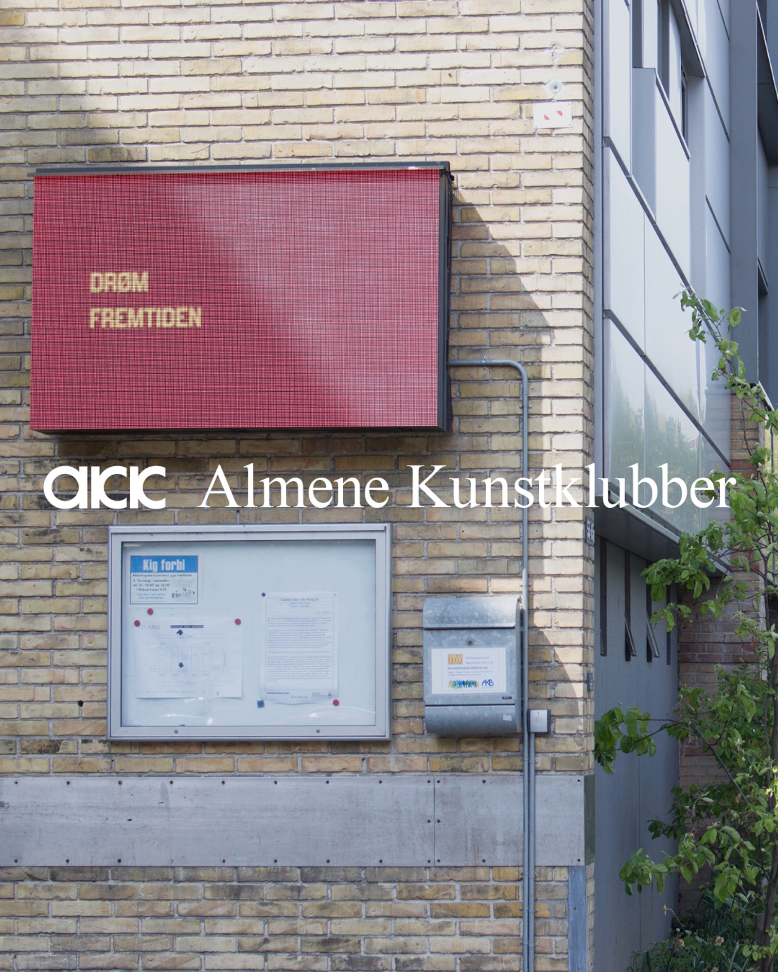 AKK 02 Post