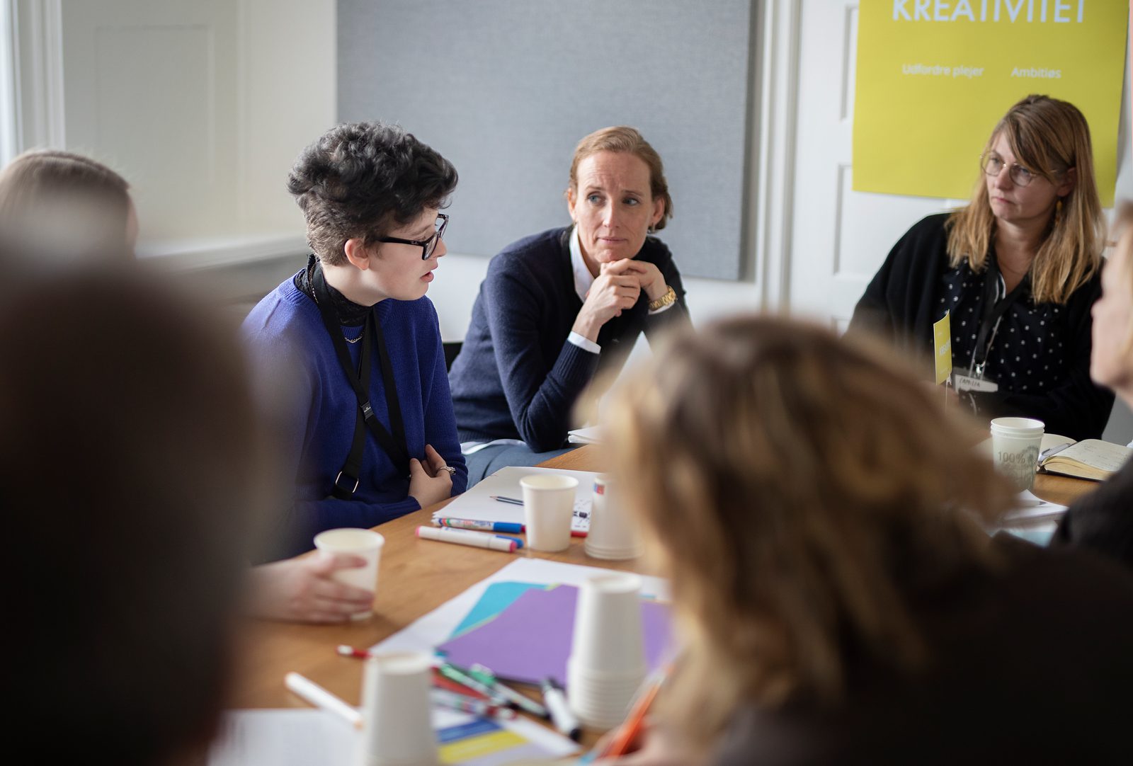 Innovations lab 34 voksen lytter til ung